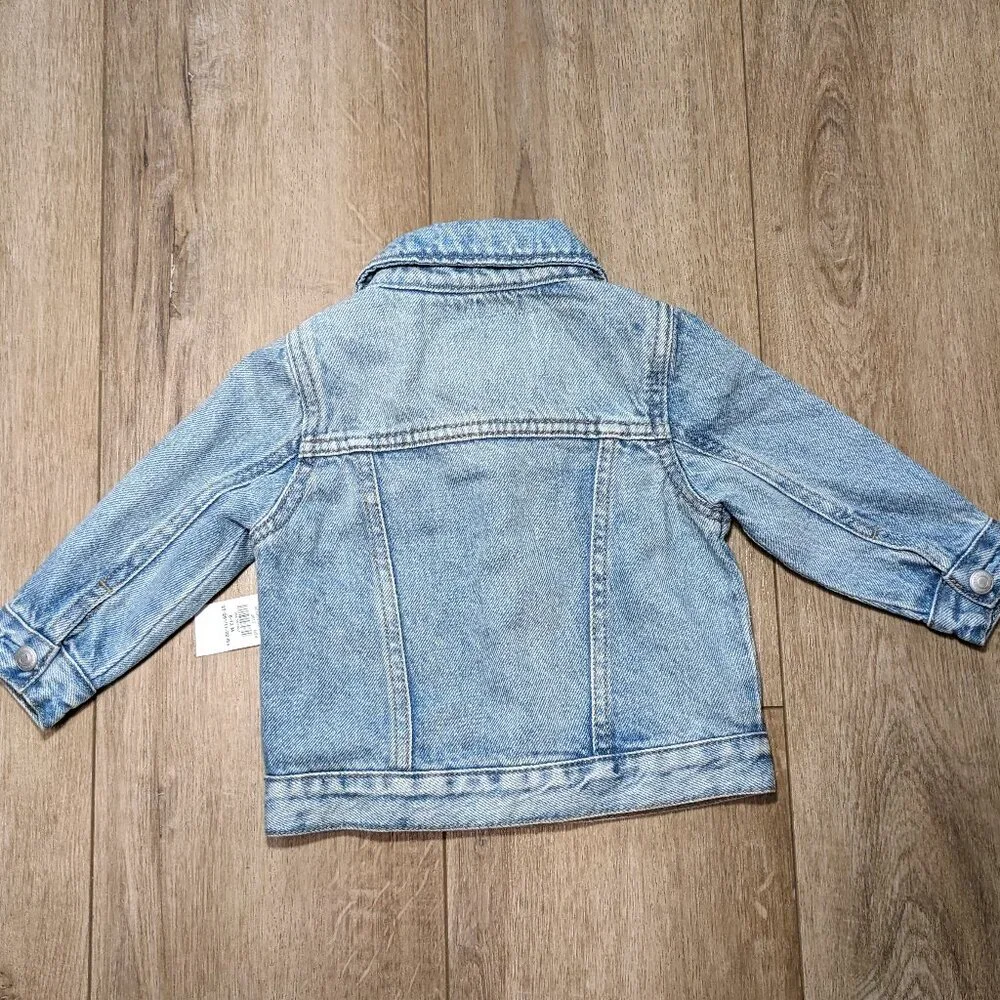 NWT Old Navy Baby size 6-12 months Denim Jean Jacket Blue Light Wash